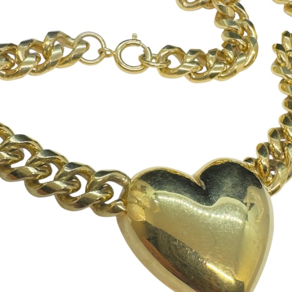 Vintage Chunky Gold Tone Curb Chain & Heart Necklace - Picture 6 of 10
